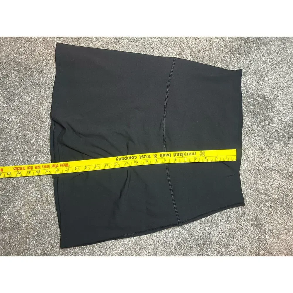 Ingrid & Isabel Everyday Maternity Size M Skort Black Stretchy